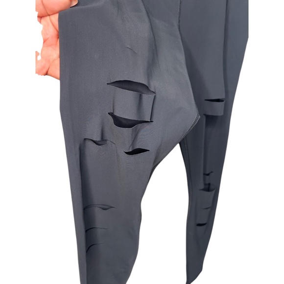 Alo High Waist Ripped‎ Warrior Legging Size M Black - Picture 3 of 6